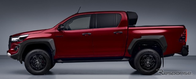 トヨタ・ハイラックス の「GR SPORT 2」(欧州仕様)