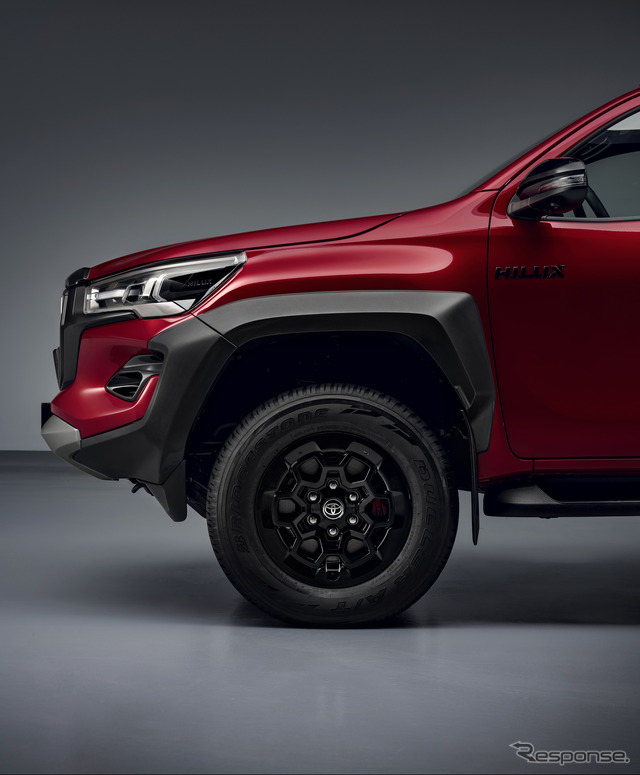 トヨタ・ハイラックス の「GR SPORT 2」(欧州仕様)