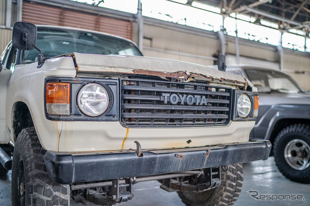 電気自動車に変身させるクルマは、1982年製のランドクルーザー60