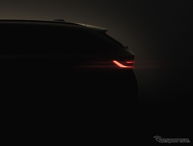 BMW 5シリーズ・ツーリング 新型のティザー写真