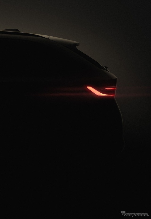 BMW 5シリーズ・ツーリング 新型のティザー写真