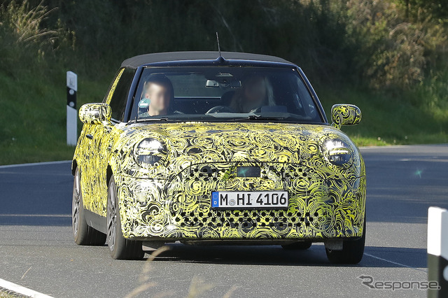MINI カブリオレ 改良新型プロトタイプ(スクープ写真)