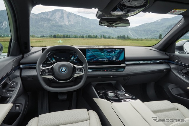 BMW 5シリーズ・セダン 新型のPHEV「530e」