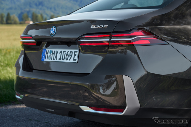 BMW 5シリーズ・セダン 新型のPHEV「530e」