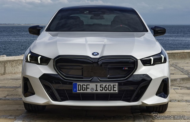 BMW i5 の「M60 xDrive」
