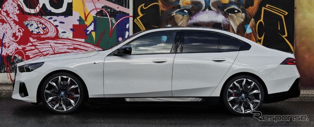 BMW i5 の「M60 xDrive」
