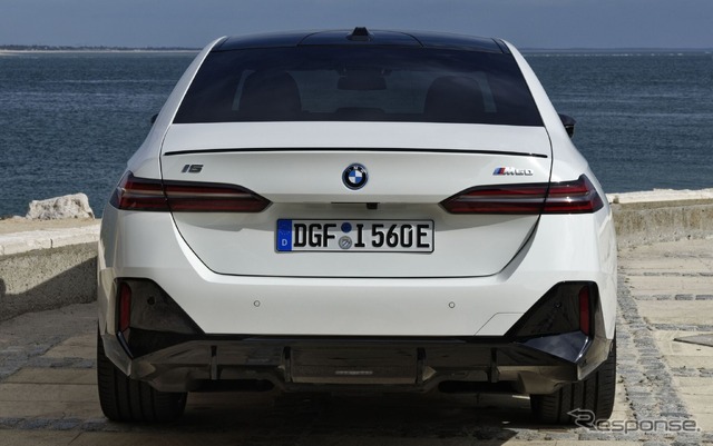 BMW i5 の「M60 xDrive」