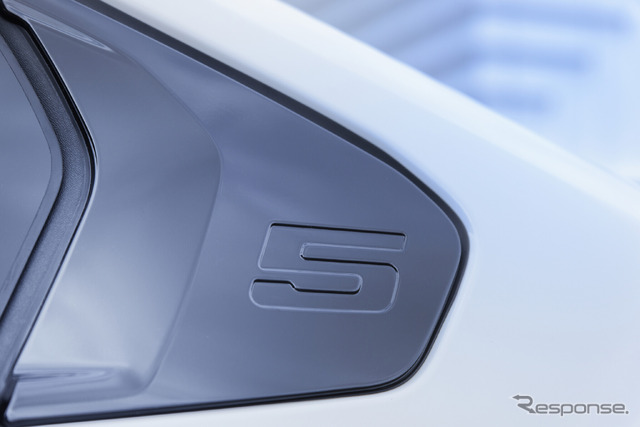 BMW i5 の「M60 xDrive」