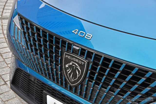 プジョー 408 GTハイブリッド(PHEV)
