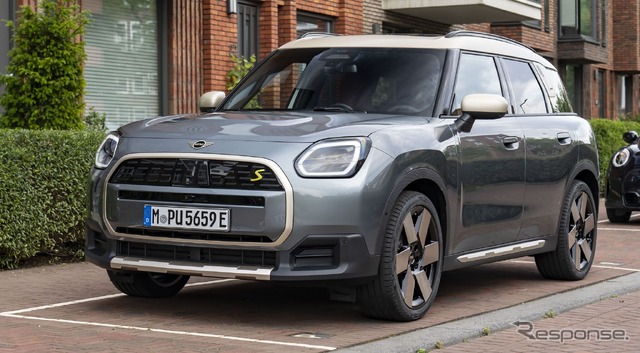 MINI カントリーマン(クロスオーバー)新型のEV