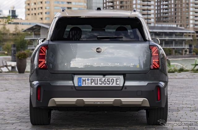 MINI カントリーマン(クロスオーバー)新型のEV