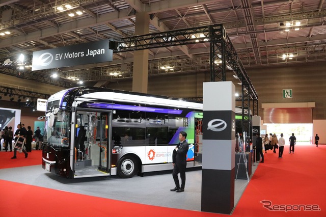 ジャパンモビリティショー:EVモーターズのEV路線バス