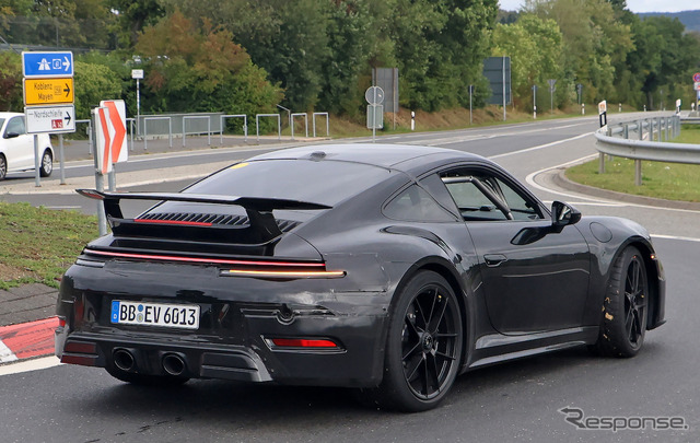 ポルシェ 911 GTS ハイブリッド プロトタイプ(スクープ写真)