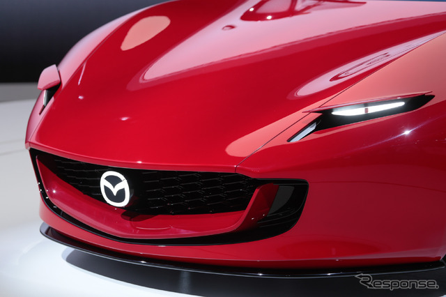 新時代のコンパクトスポーツコンセプト『MAZDA ICONIC SP』