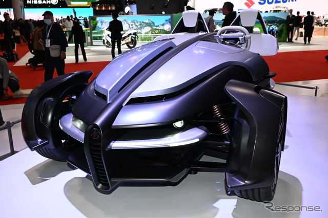 ヤマハ発動機の3輪オープンEVコンセプト『TRICERA(トライセラ)』(ジャパンモビリティショー2023)