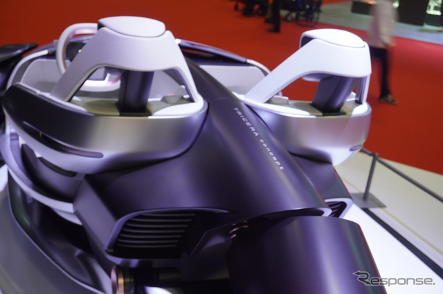ヤマハ発動機の3輪オープンEVコンセプト『TRICERA(トライセラ)』(ジャパンモビリティショー2023)