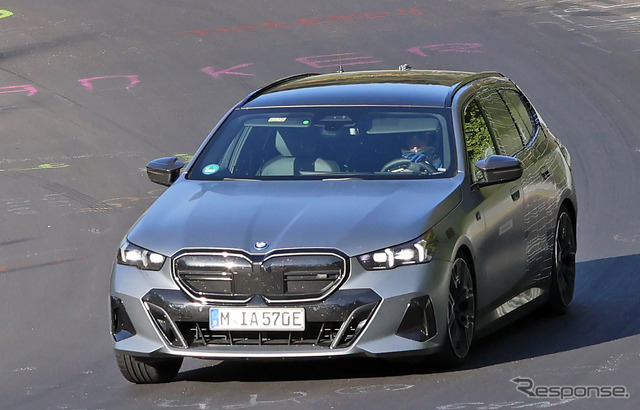 BMW i5ツーリング M60 xDrive プロトタイプ(スクープ写真)