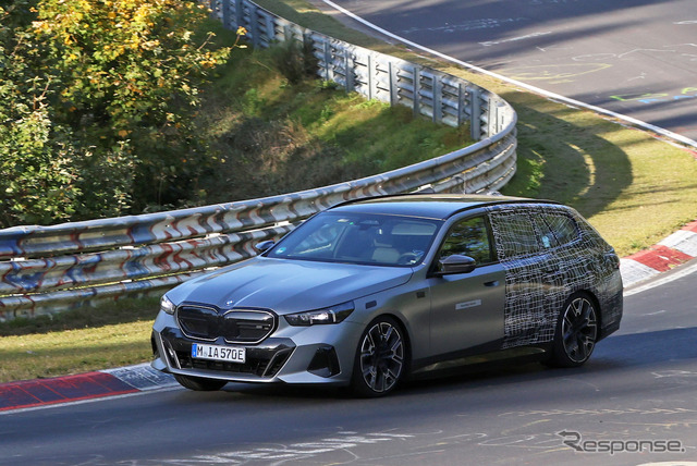 BMW i5ツーリング M60 xDrive プロトタイプ(スクープ写真)