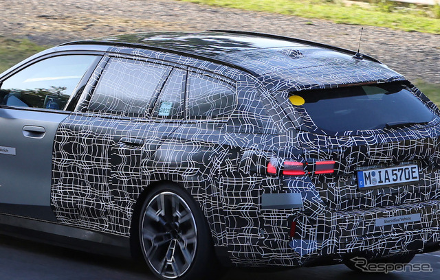 BMW i5ツーリング M60 xDrive プロトタイプ(スクープ写真)