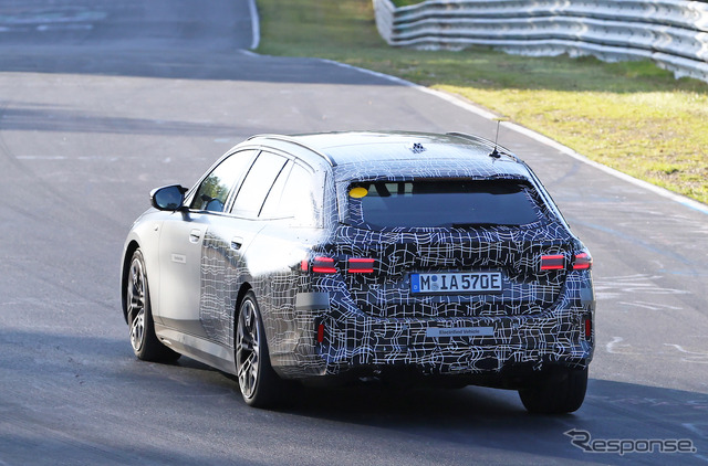 BMW i5ツーリング M60 xDrive プロトタイプ(スクープ写真)