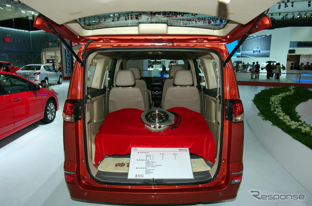 【上海モーターショー09】東風日産 帰客…まもなく登場 ミニバンEV