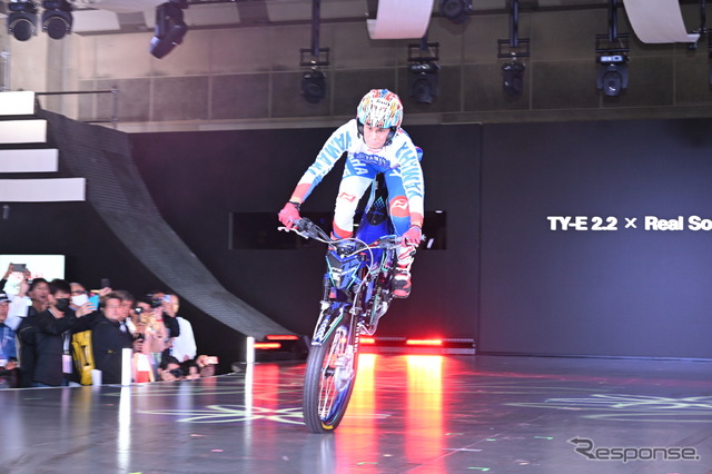 電動トライアルバイク TY-Eでのデモンストレーション(ジャパンモビリティショー2023)