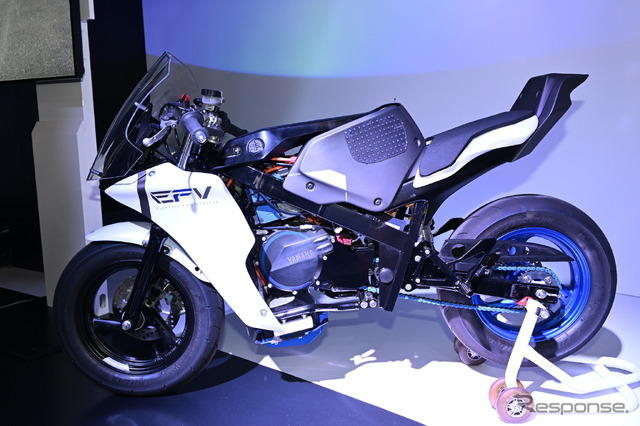 スポーティな電動ミニバイク『E-FV』(ジャパンモビリティショー2023)