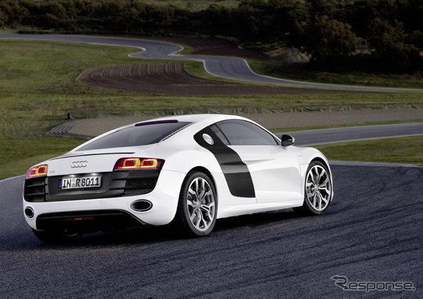 アウディ R8 5.2FSI クワトロ、待望の日本発表