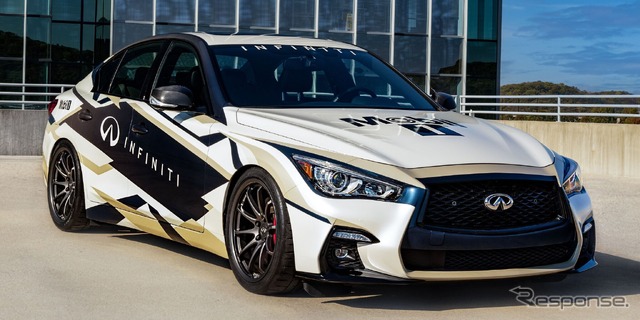 インフィニティ Q50 のカスタマイズモデル