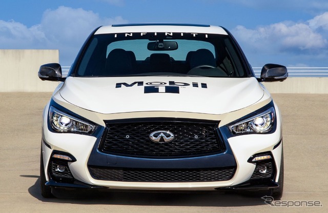 インフィニティ Q50 のカスタマイズモデル
