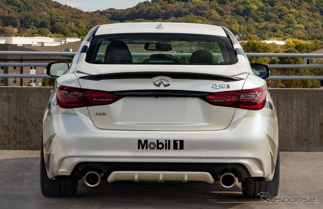 インフィニティ Q50 のカスタマイズモデル