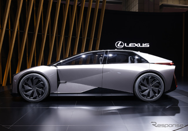 レクサス LF-ZC(ジャパンモビリティショー2023)