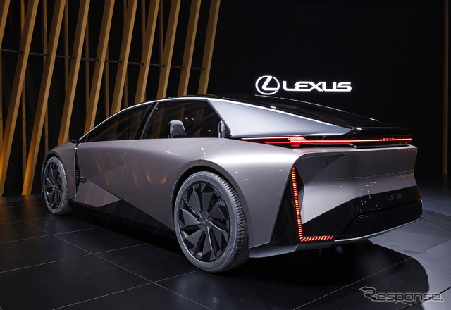 レクサス LF-ZC(ジャパンモビリティショー2023)