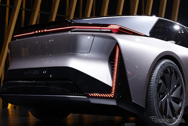 レクサス LF-ZC(ジャパンモビリティショー2023)
