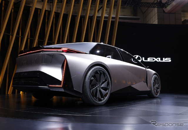 レクサス LF-ZC(ジャパンモビリティショー2023)
