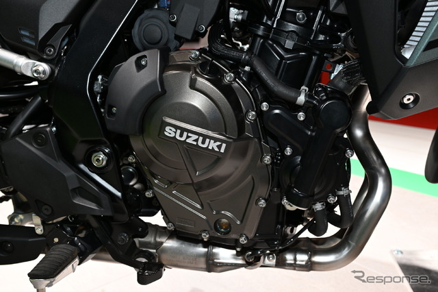 スズキ Vストローム800(ジャパンモビリティショー2023)