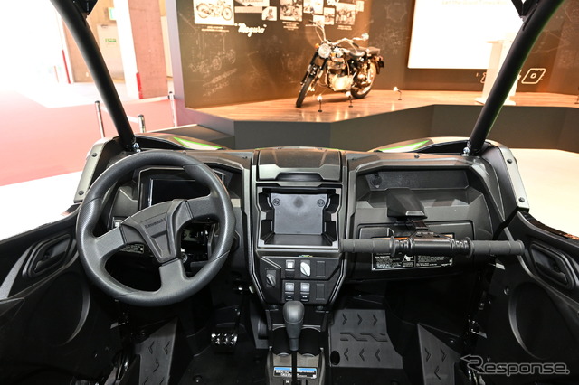 カワサキ TERYX KRX4 1000(ジャパンモビリティショー2023)