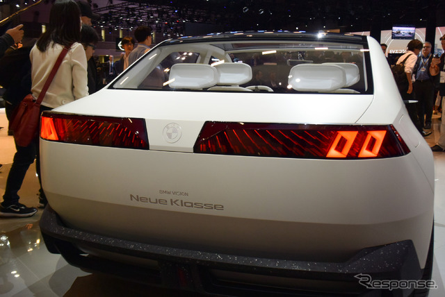 BMWビジョン・ノイエクラッセ(ジャパンモビリティショー2023)