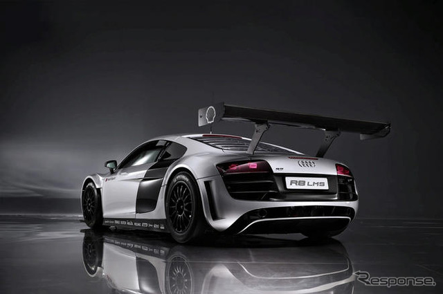 アウディ R8 、ニュル24時間耐久に参戦
