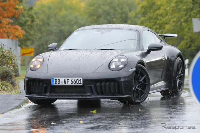 ポルシェ 911 GTS 改良新型プロトタイプ(スクープ写真)