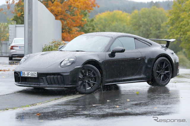 ポルシェ 911 GTS 改良新型プロトタイプ(スクープ写真)
