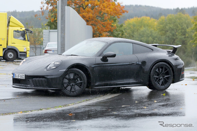 ポルシェ 911 GTS 改良新型プロトタイプ(スクープ写真)