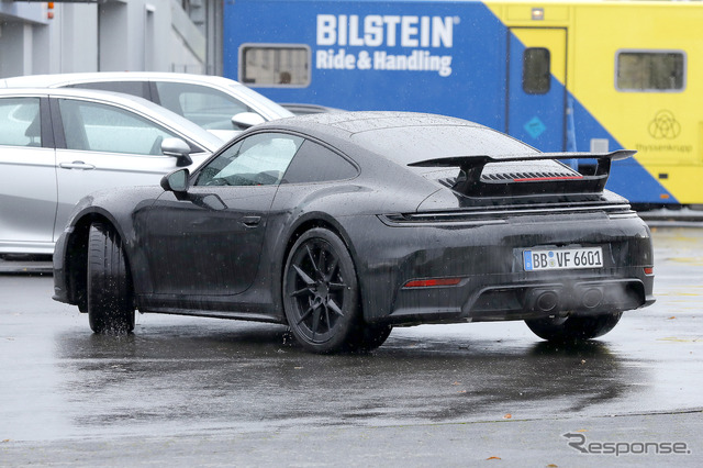 ポルシェ 911 GTS 改良新型プロトタイプ(スクープ写真)