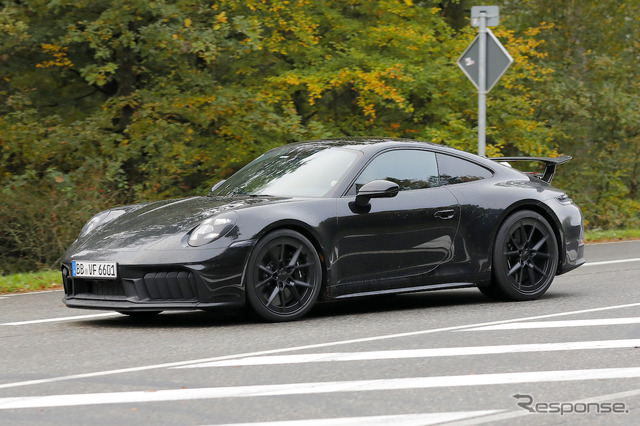 ポルシェ 911 GTS 改良新型プロトタイプ(スクープ写真)