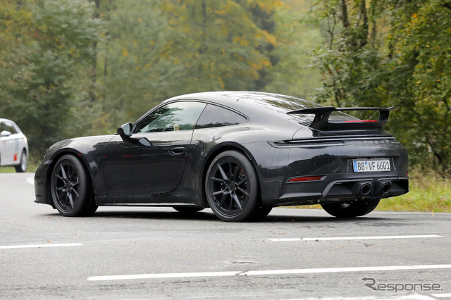 ポルシェ 911 GTS 改良新型プロトタイプ(スクープ写真)