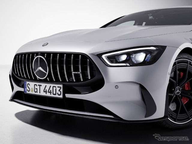 メルセデスAMG GT 63S 4MATIC+4ドアクーペ の改良モデル(欧州仕様)
