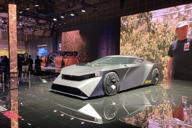 日産自動車(ジャパンモビリティショー2023)