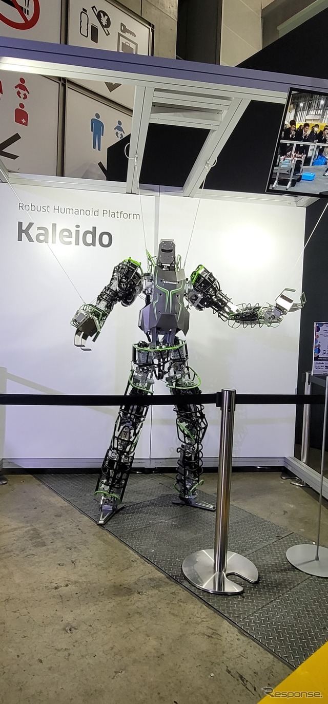 川崎重工業の2足歩行ヒューマノイドロボット『Robust Humanoid Platform Kaleido』。実用化が楽しみだ。
