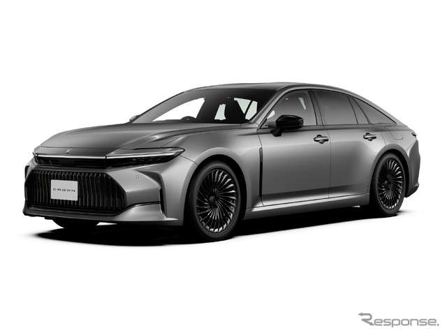 トヨタ クラウンセダン Z(ハイブリッド、ブラックパッケージ装着車 )(プレシャスメタル)<オプション装着車>