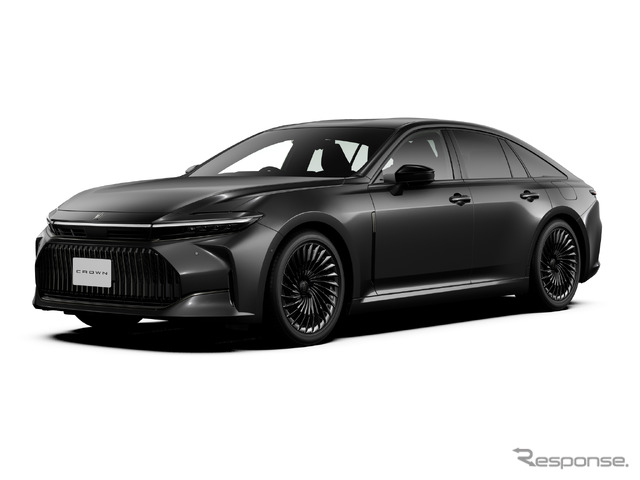 トヨタ クラウンセダン Z(ハイブリッド、ブラックパッケージ装着車 )(プレシャスブラックパール)<オプション装着車>